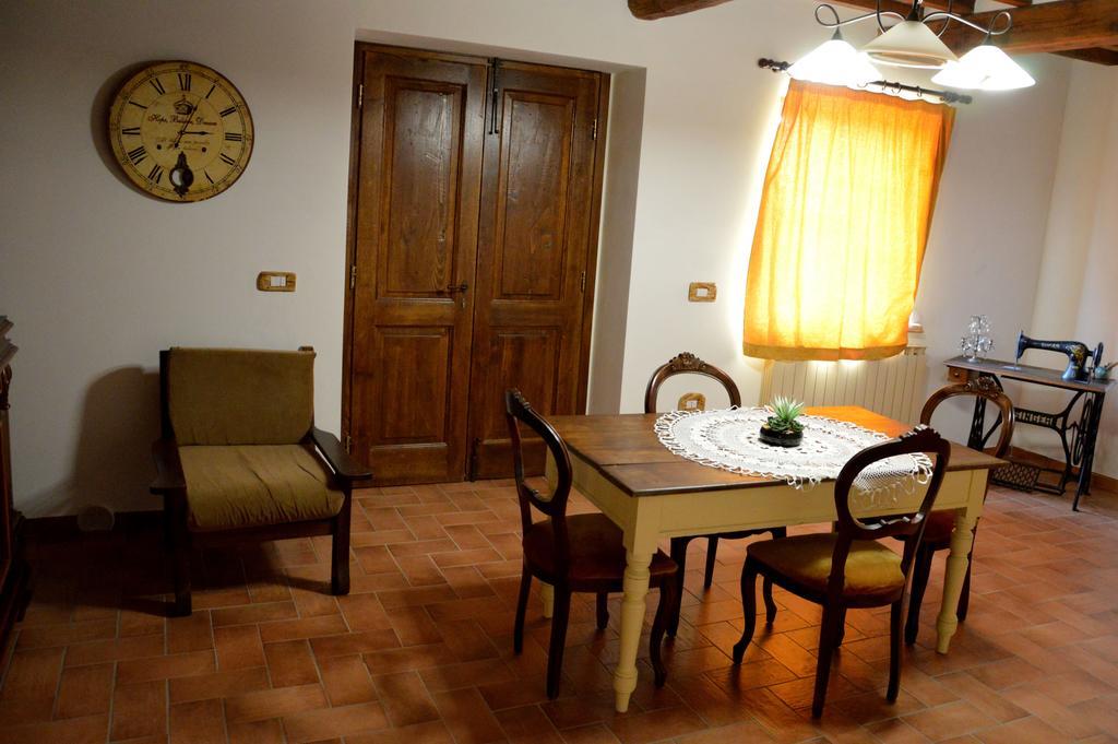 Agriturismo La Collina Βίλα Massa Martana Δωμάτιο φωτογραφία